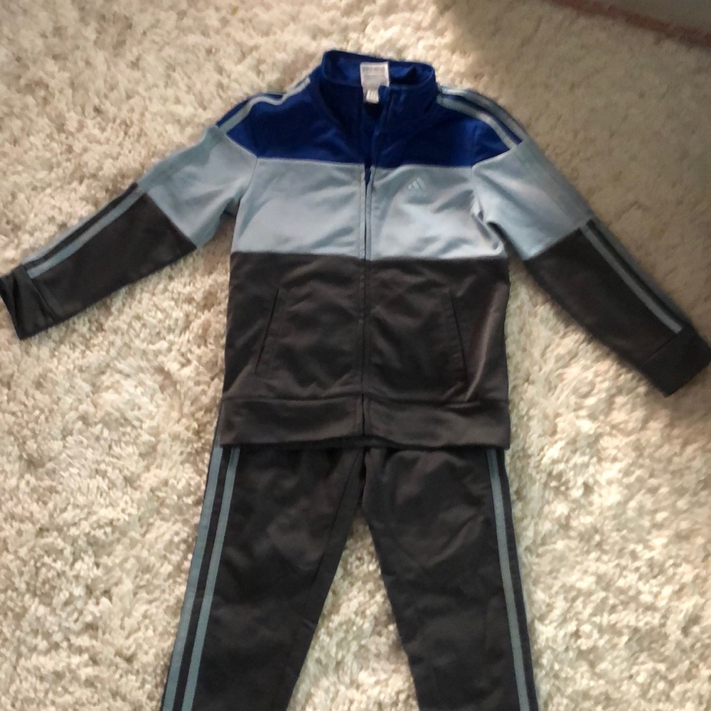 Adidas track suit set